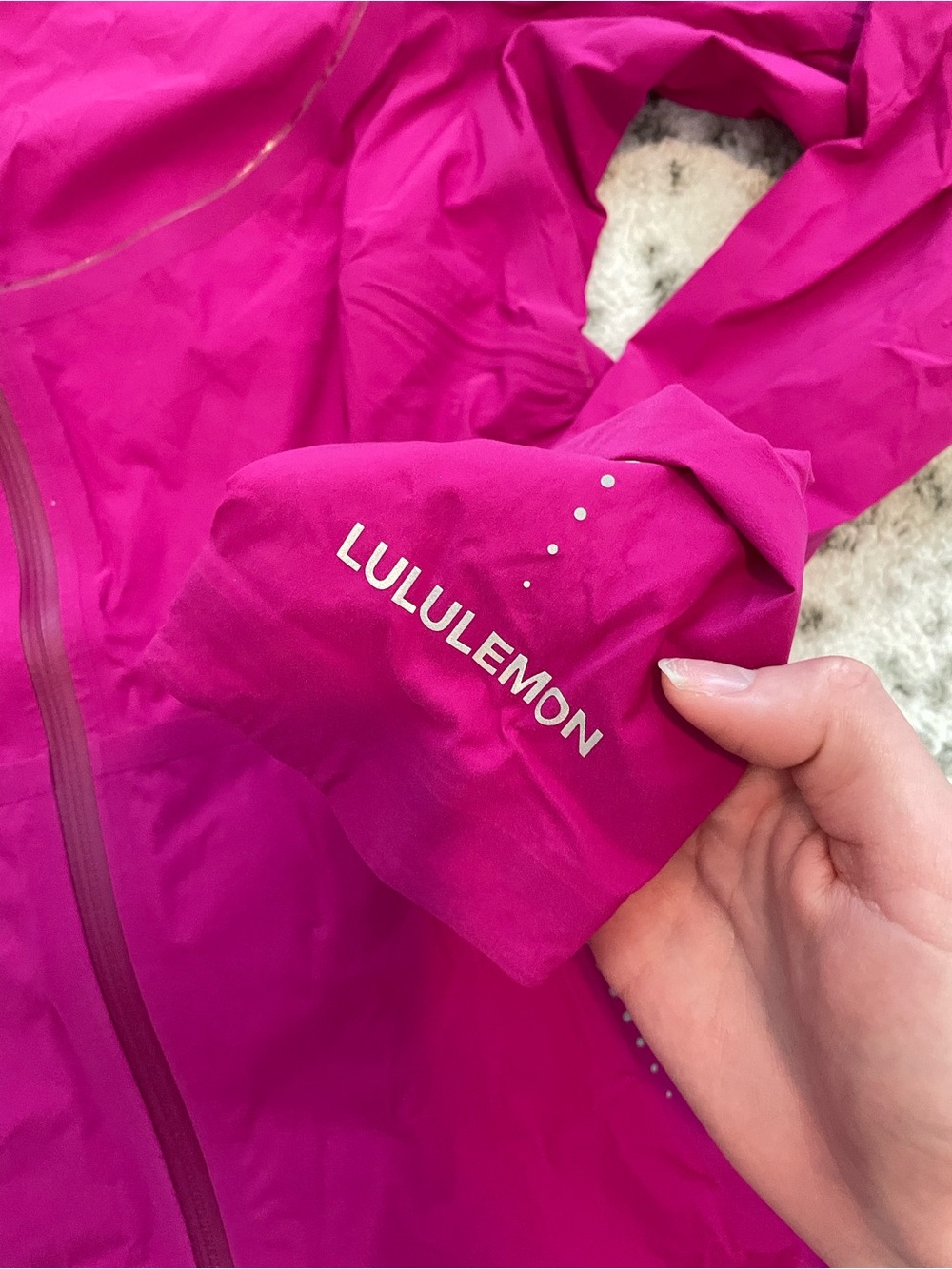 Lululemon Fast and Free Windbreaker Ripened Raspberry - Picture 4 of 5